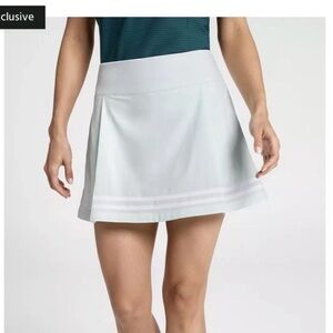 Calia 15” light blue skort- size 10